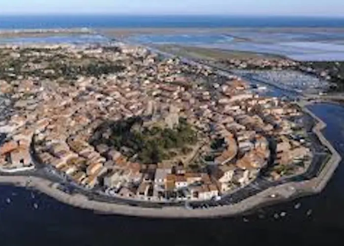 La Halte Du Canal * Καρκασόν