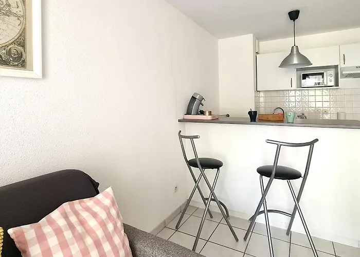 La Halte Du Canal * Καρκασόν